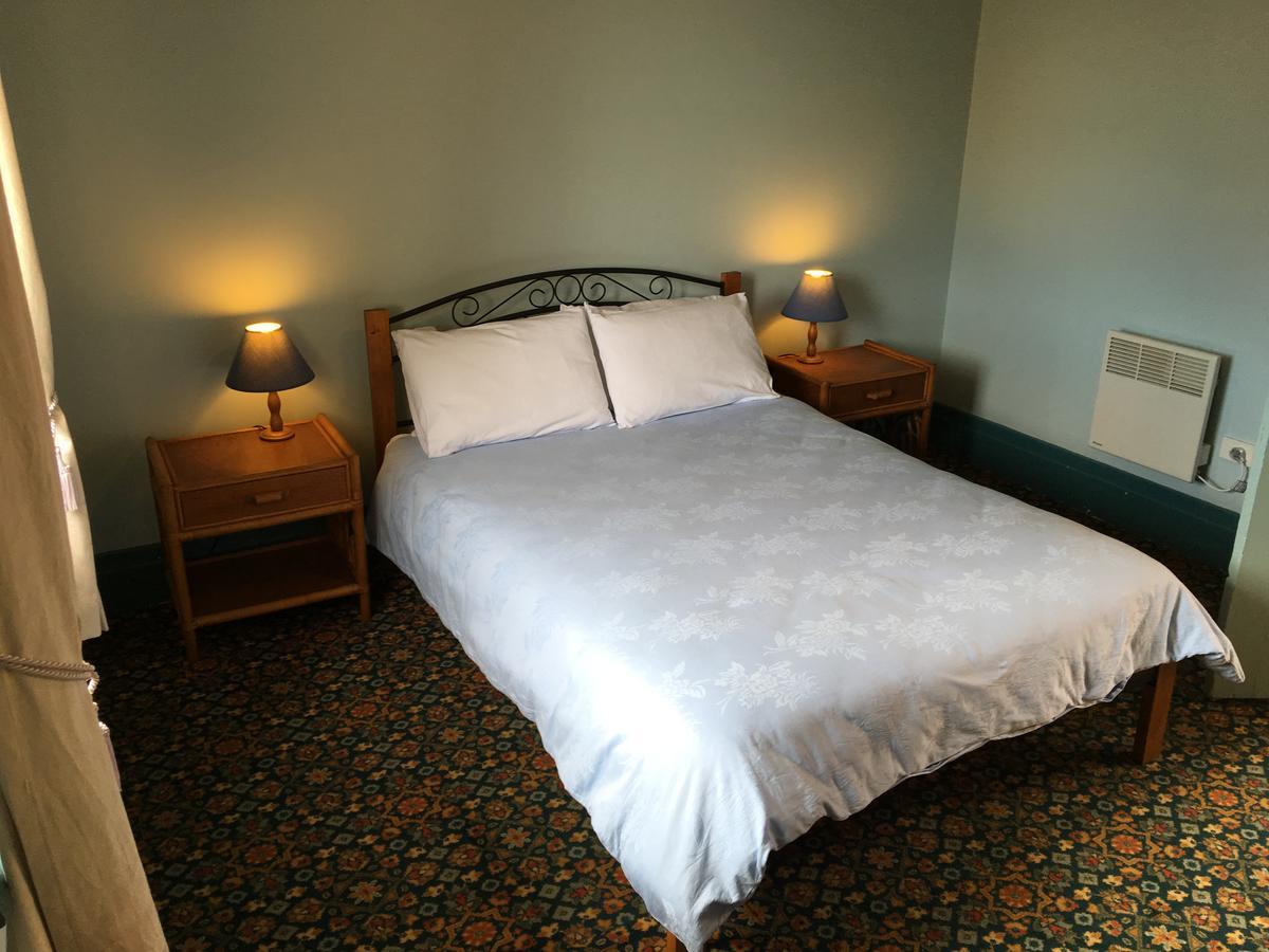 Settlers Arms Hotel Dungog Eksteriør billede